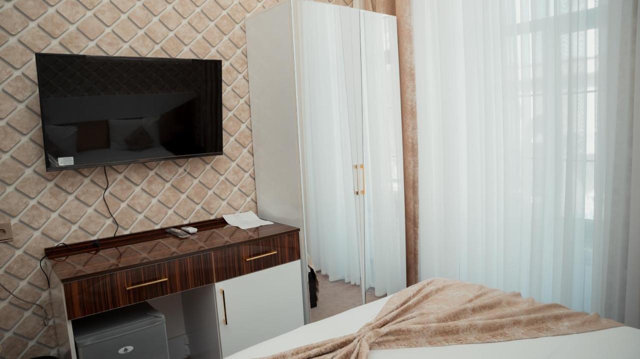 Dionis Hotel Баку Экстерьер фото