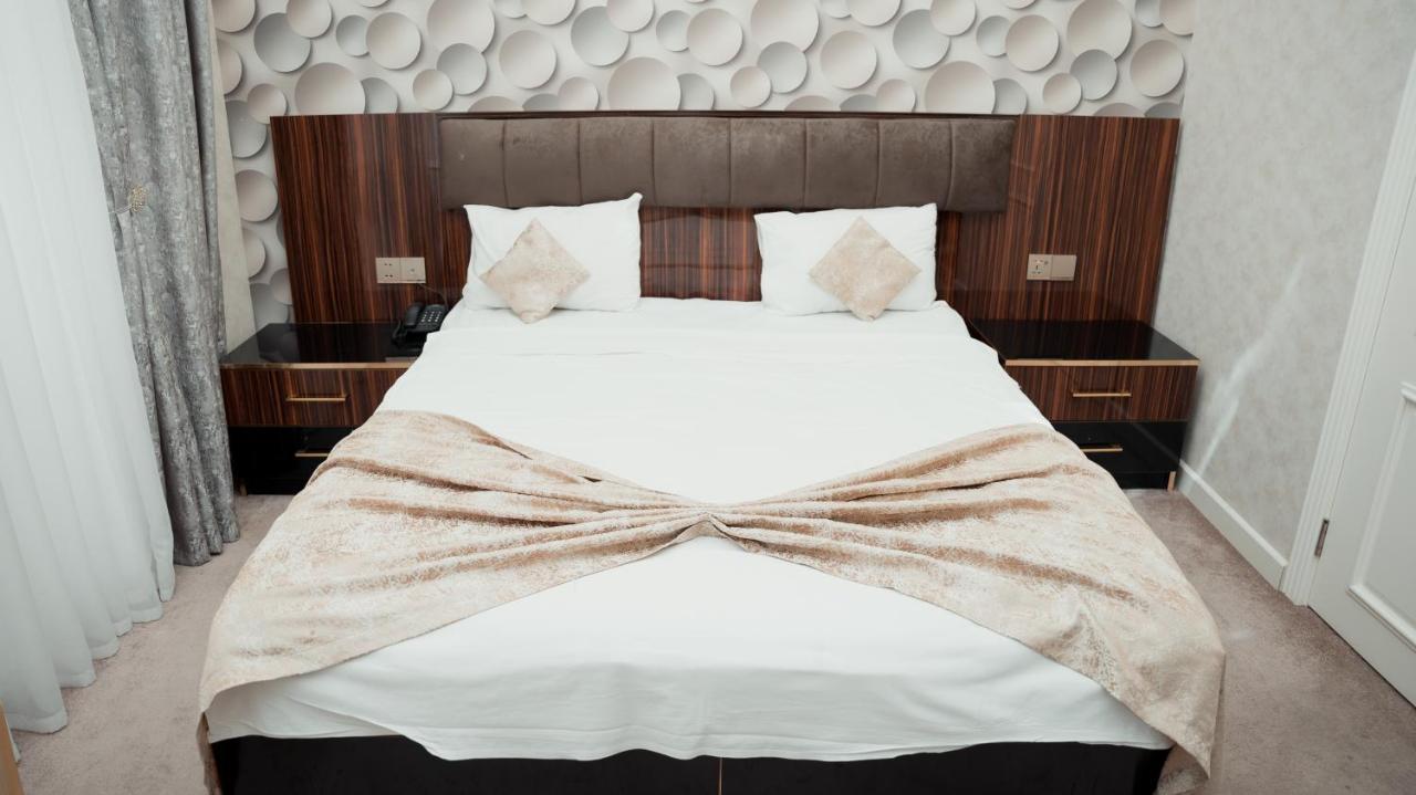 Dionis Hotel Баку Экстерьер фото